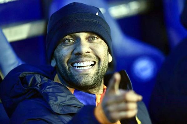 Estará Dani Alves en el Pachuca-Pumas del domingo