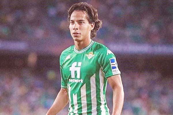 Sigue Lainez sin contar para el Betis