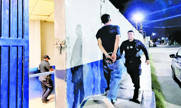 Briago provoca riña en Colinas