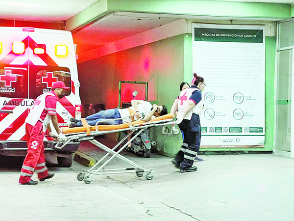 Se fractura menor al caer por resbalón
