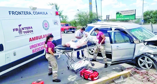 Tres heridos en potente colisión