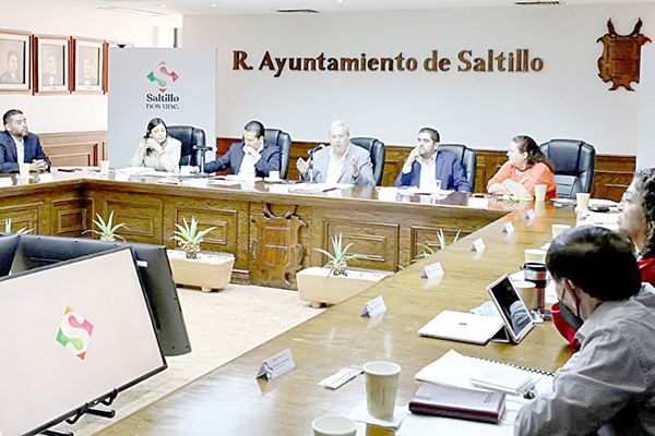 Ajustan tarifas de transporte