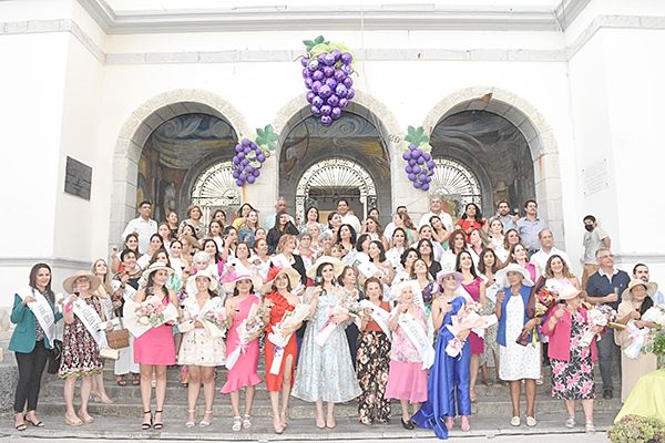 Presentan el libro “Mágica Tradición”