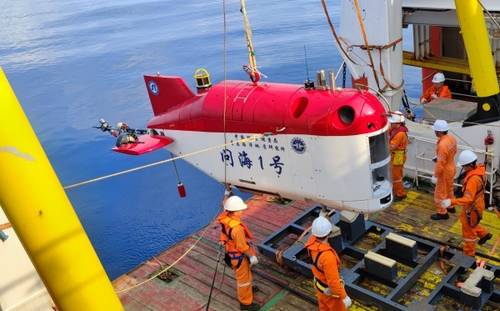 China desarrolla robot submarino que capta datos de alta precisión