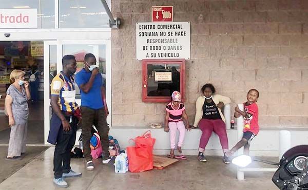 Abusivos cobran caro “favores” a migrantes
