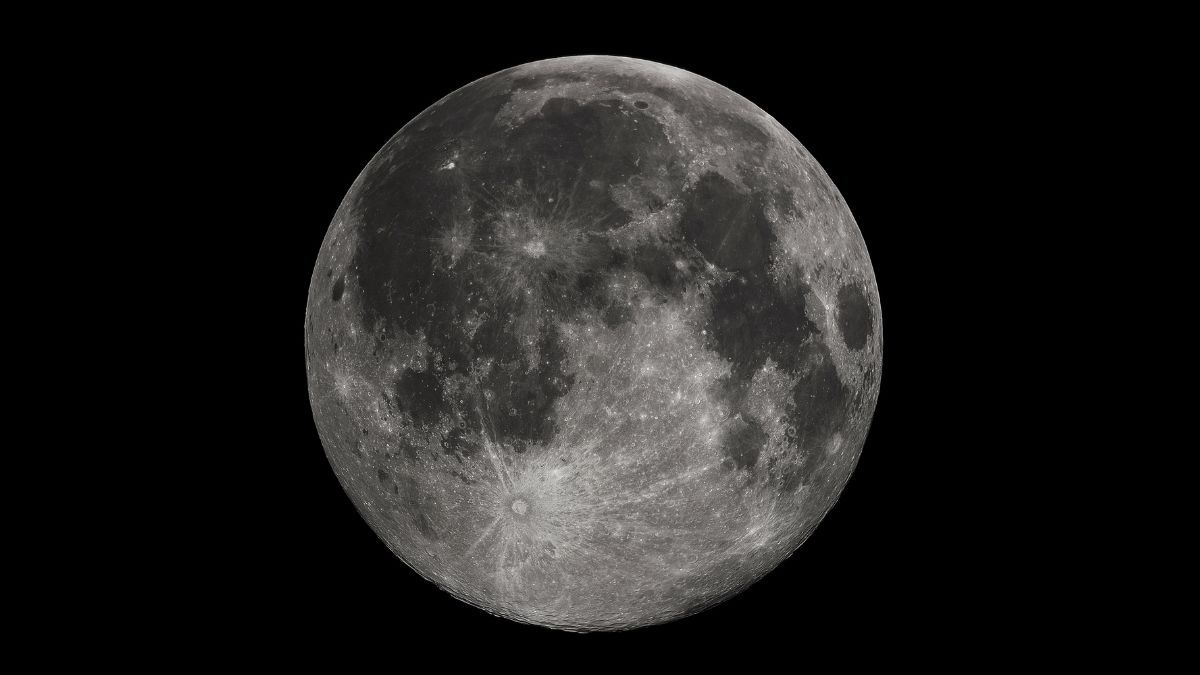 Superluna en julio. Se llama Luna de Ciervo; cuándo y dónde verla