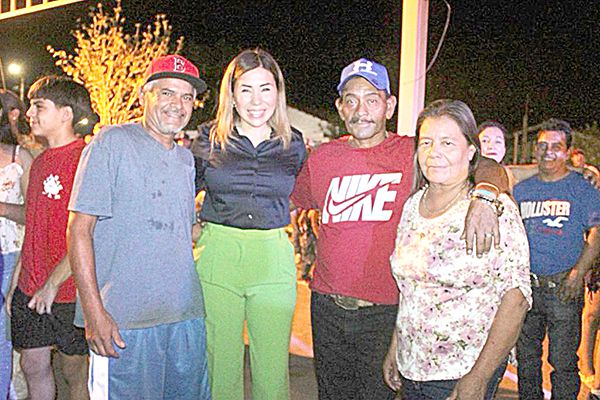 Con baile popular festejan a mineros