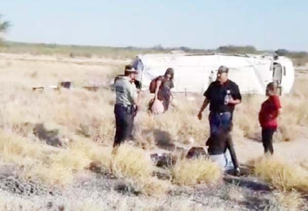 Vuelcan paisanos hay 16 lesionados