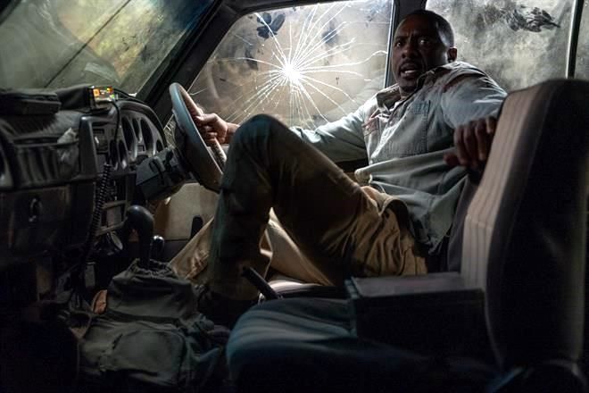 Se enfrenta Idris Elba a una ‘Bestia’ hambrienta de venganza