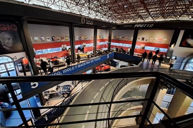 Aloja Museo de Juan Manuel Fangio tesoros invaluables