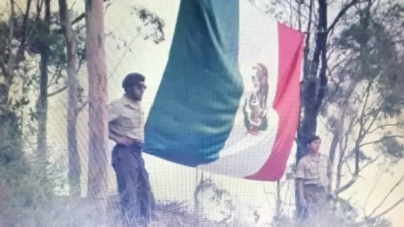 Quiénes eran los Boinas cafés, el grupo revolucionario chicano que hace 50 años «invadió» una isla en California que reclamaban para México