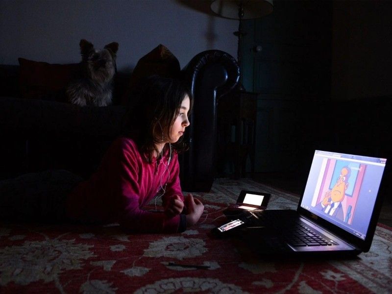 Urge combatir el stalkerware; mujeres, las más afectadas