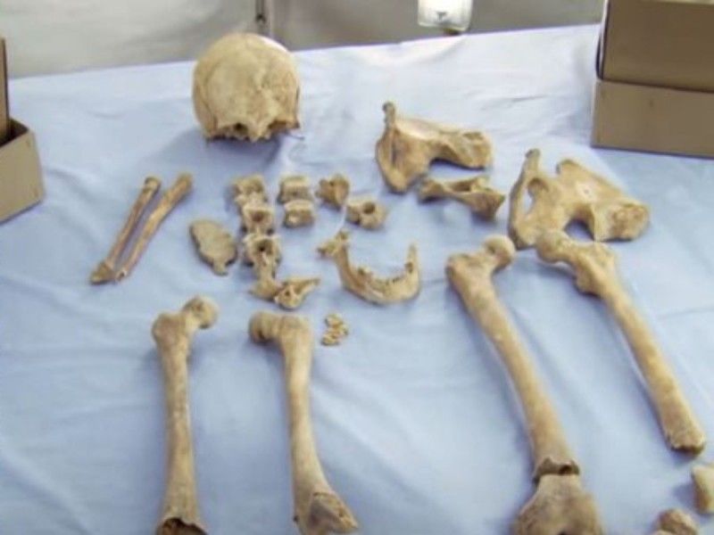 Resuelven crimen medieval contra 17 judíos hallados en pozo