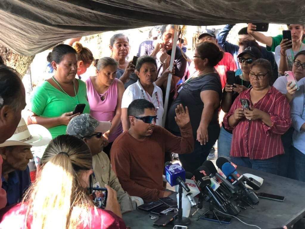 Firman familias de mineros, convenio con Gobierno Federal