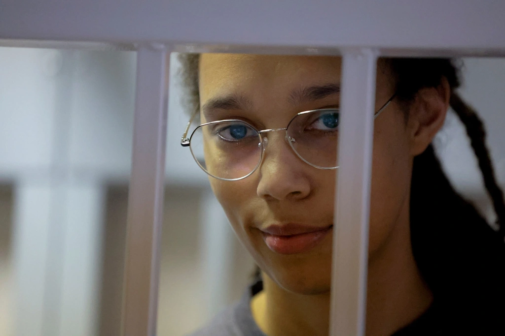 Condenan a Brittney Griner a 9 años de prisión en Rusia por contrabando de drogas