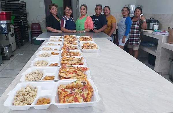 Mantiene DIF SB cursos de cocina