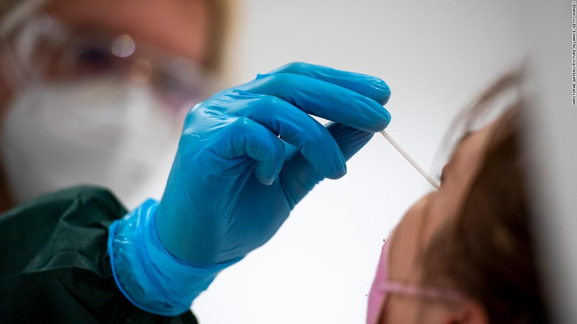 El riesgo de sufrir covid-19 prolongado se extiende dos años después del contagio. Así puedes evaluar tu riesgo