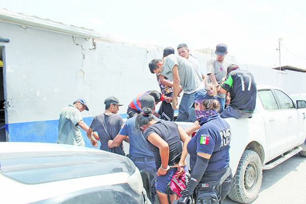 Siguen operativos; detienen a doce