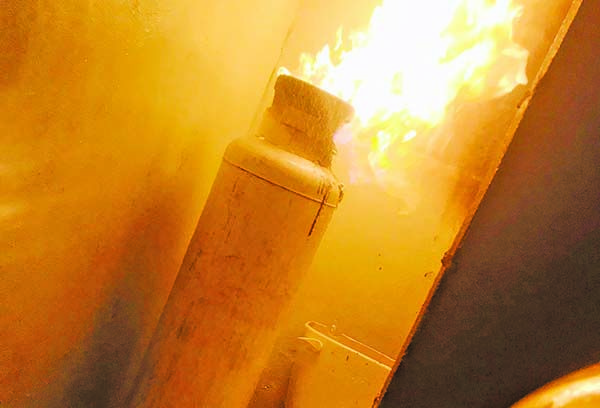 Alarma incendio en tanque de gas