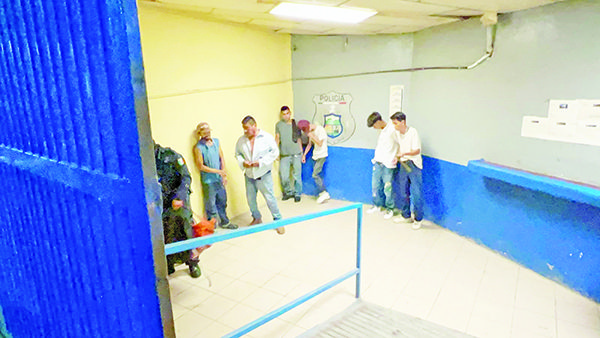 Inhalaban sustancias y alteraban el orden