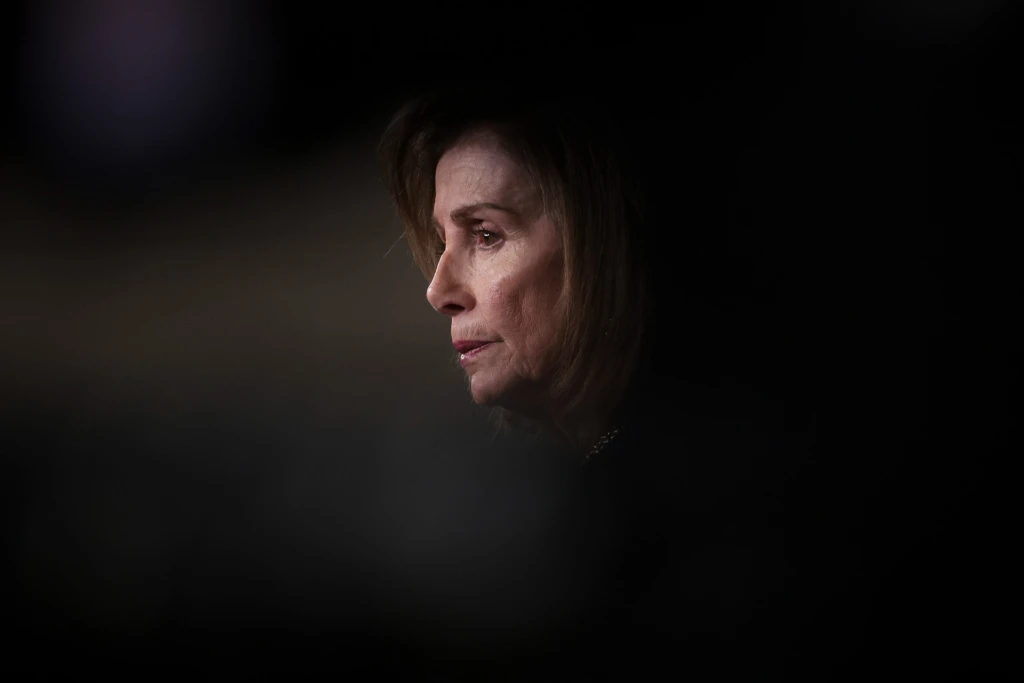 Nancy Pelosi llega a Taiwán en medio de una tensa visita que puede amenazar las relaciones de EE.UU. y China