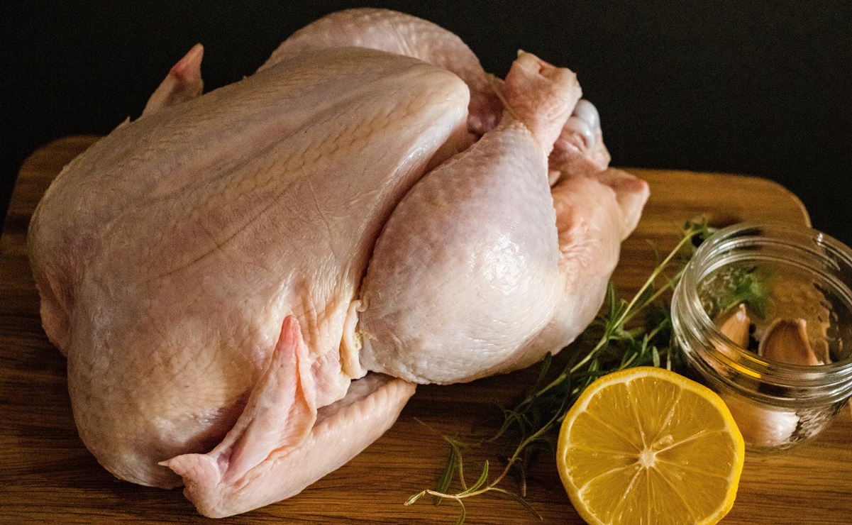 ¿Es bueno comer el pollo con piel? y otras preguntas sobre la carne más consumida del mundo