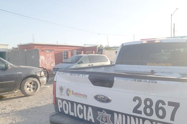 Se ahorca en el patio