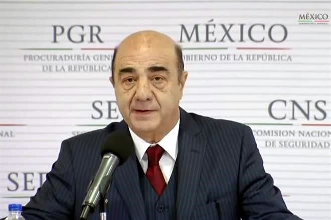 Acusan que Murillo Karam ‘adelantaba’ indicios