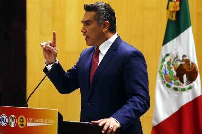 Pide Alito a PAN y PRD no actuar ‘con el hígado’