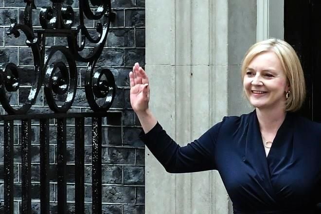 Truss bajará impuestos para hacer a RU ‘país de aspiración’
