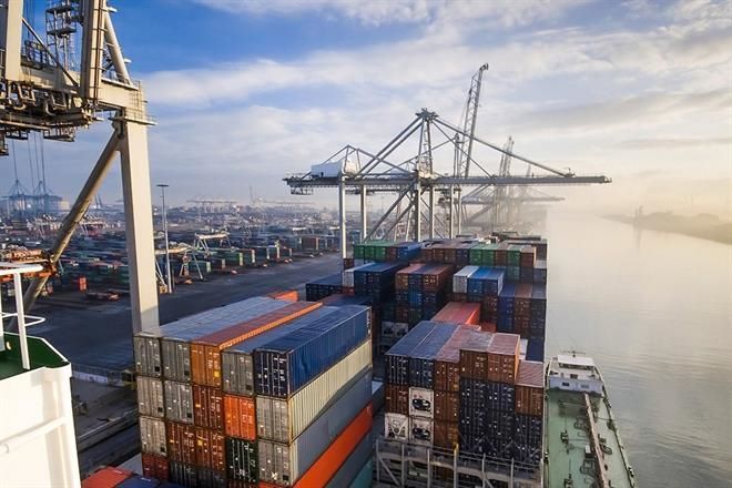 Exportaciones de México a EU suben 18.5% y ligan 17 avances