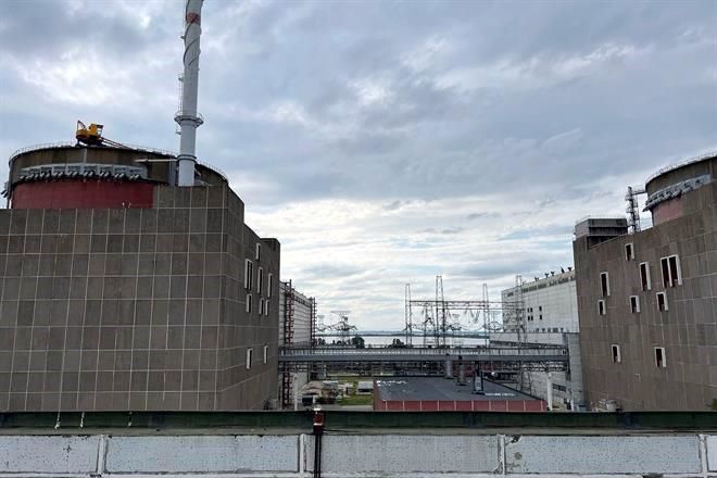 Ucrania pide desplegar cascos azules en central de Zaporiyia