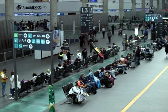 Abordan obras de CDMX en Terminal 2 del AICM