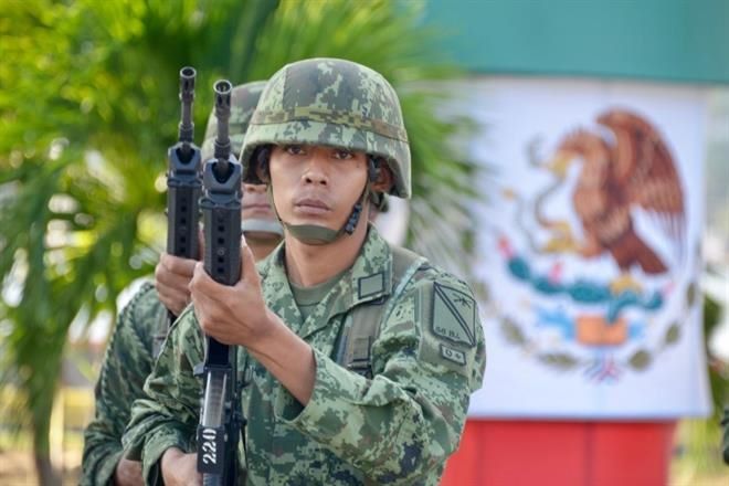AMLO quería se votara militarización; ahora pide consulta