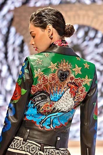 Vero Solís lanza colección en homenaje a la Época de Oro