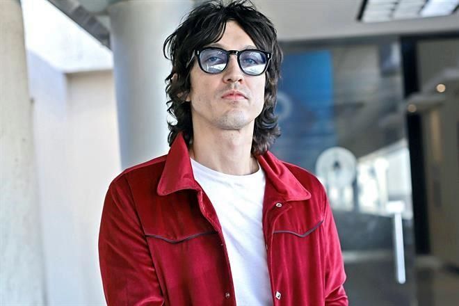 Es Javier Blake un rockero organizado