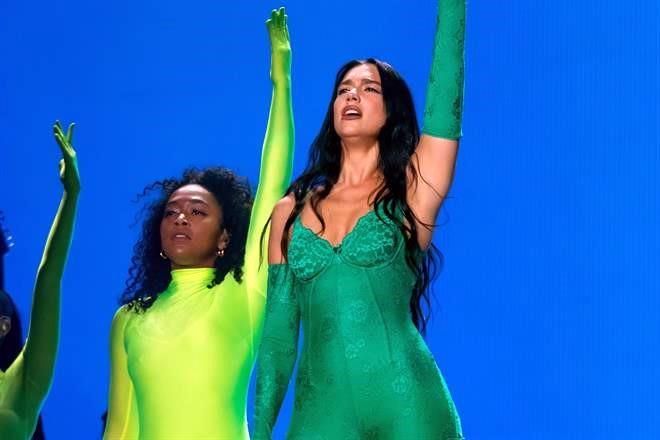¡Dua Lipa enloquece a 65 mil personas!