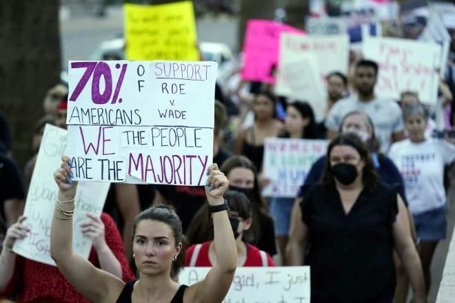 Restablece juez en Arizona ley contra el aborto de 1864