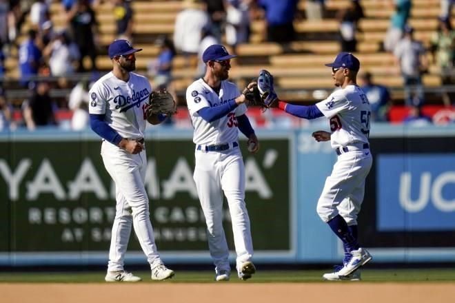 Dodgers amarran el primer lugar de la Liga Nacional