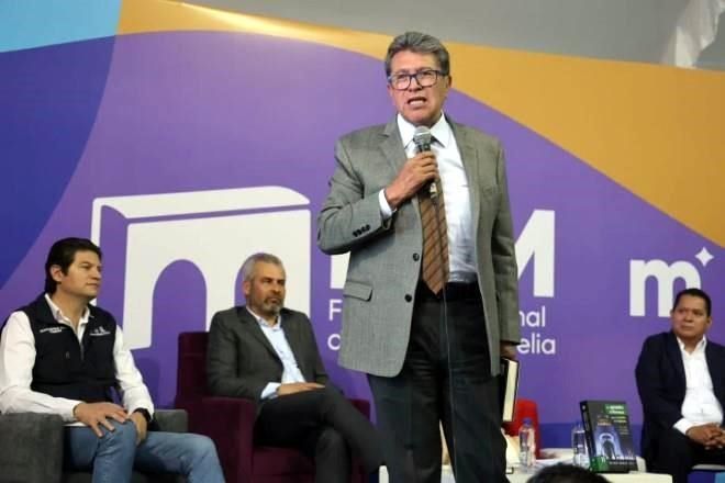 Revira Monreal: ‘exceso’ acusar a AMLO de intromisión