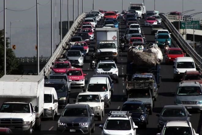 Cerrarán puente vehicular en Iztapalapa por hundimiento