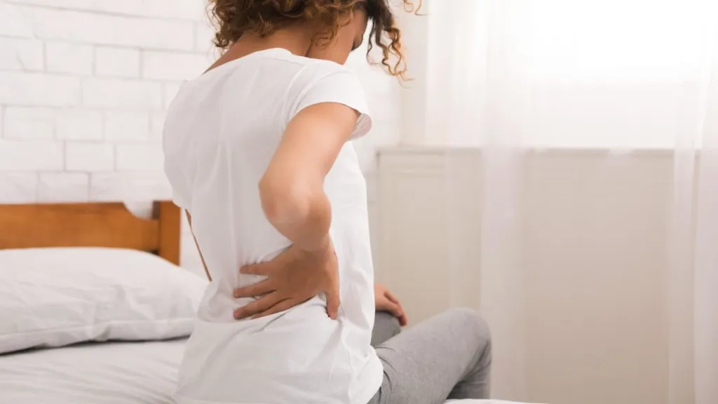 Cómo vivir sin dolor de espalda crónico, según una experta