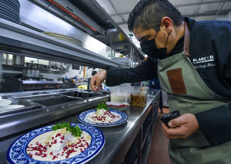 Por esto gastas de más por pedir comida a domicilio a través de apps, según Profeco