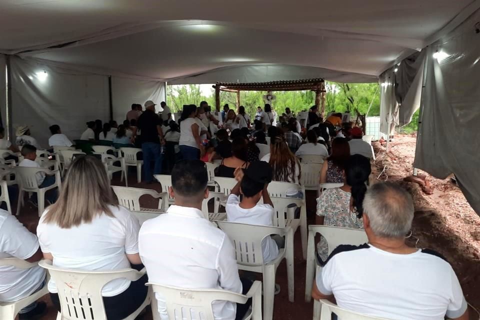 Realizan misa en sitio de tragedia minera