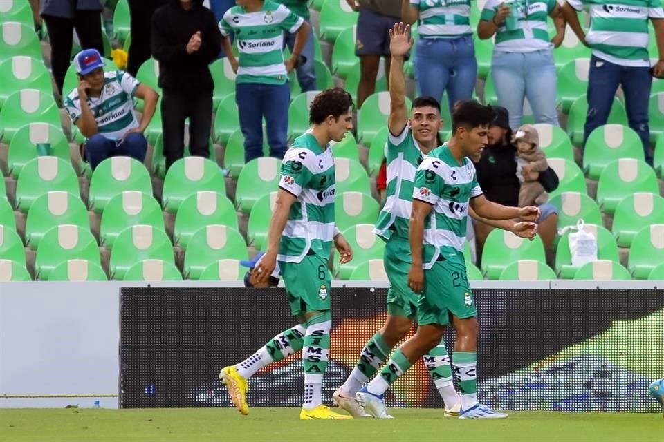 Logra Santos importante triunfo en casa ante Necaxa