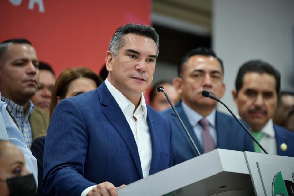 Descarrila Alito Moreno alianza opositora