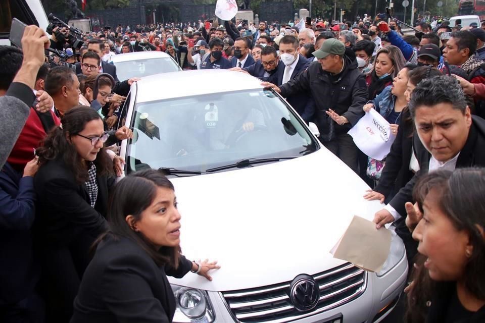 Consintieron a la CNTE y ahora reclaman más apoyos y bonos