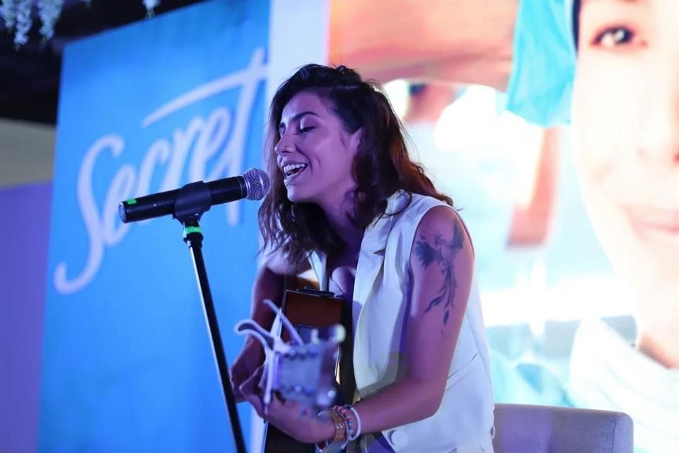Secret y Dany Calvario celebran la fuerza femenina