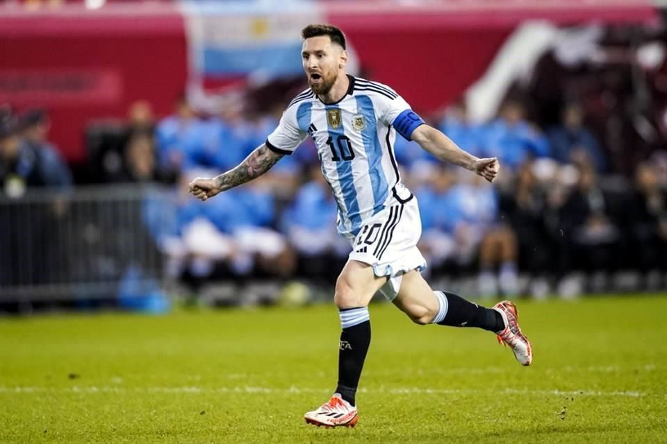 Se luce Messi en goleada a Jamaica