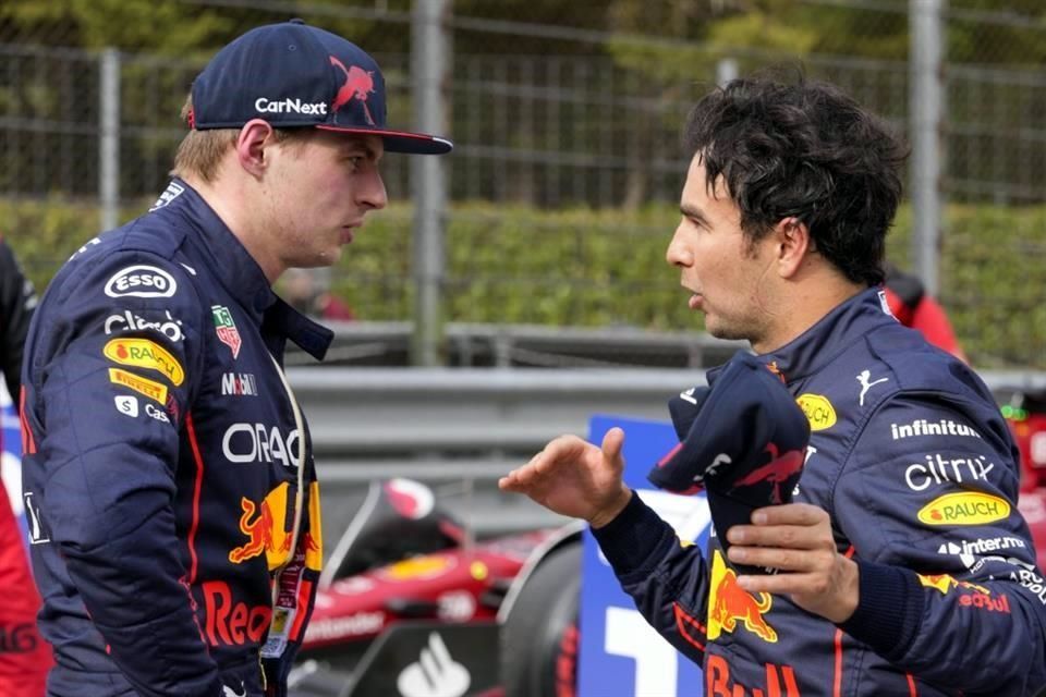 ¿Qué dijeron Checo y Verstappen previo al GP de Singapur?